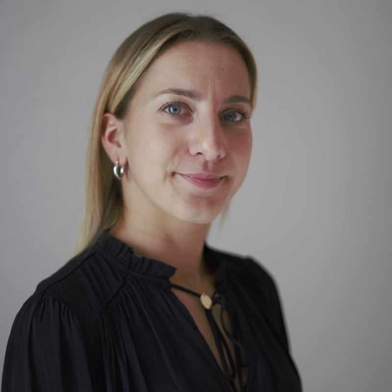julie-prousteau